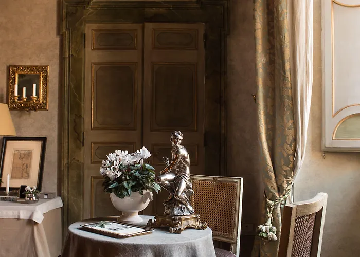Residenza Napoleone Iii Nocleg ze śniadaniem