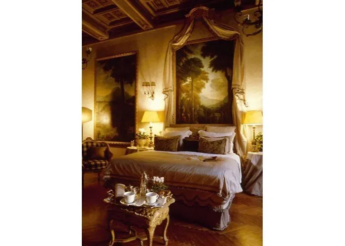 Residenza Napoleone Iii Nocleg ze śniadaniem 4*