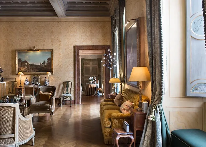 Residenza Napoleone Iii Nocleg ze śniadaniem 4*