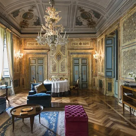 Residenza Napoleone Iii Oda ve Kahvaltı