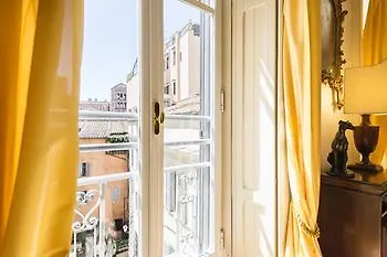 Residenza Napoleone Iii Oda ve Kahvaltı 4*