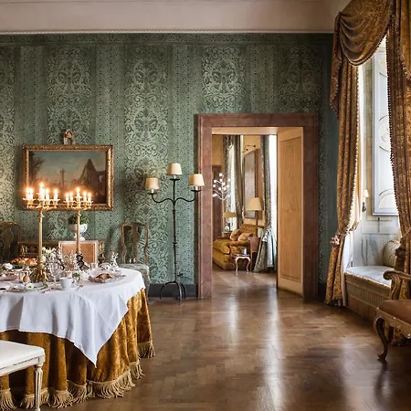 Residenza Napoleone Iii Oda ve Kahvaltı