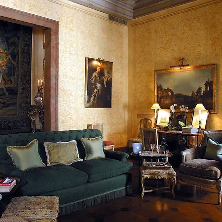 Oda ve Kahvaltı Residenza Napoleone Iii