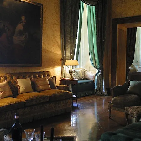 Residenza Napoleone Iii Oda ve Kahvaltı Roma