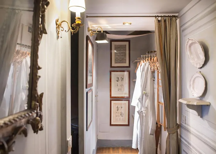 Bed & Breakfast Residenza Napoleone Iii 4*